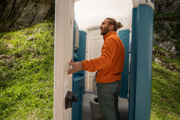 Best Portable restroom trailer rental  in Eaton, IN